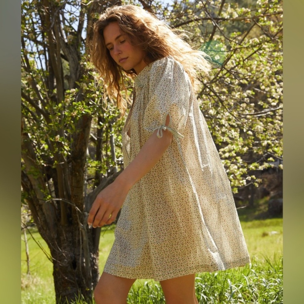 Christy Dawn Devin Mini Dress in Creme Strawberry, Size Small